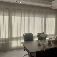 پرده عمودی لووردراپه