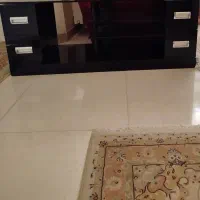 میز تلویزیون به همراه +میز عسلی + اسپیکر