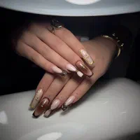 دستیار ناخنکار