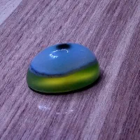 سه پوست سبز خال سیاه