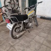 هوندا۱۲۵ بوبین روغنی ۵دنده|موتورسیکلت|هشتگرد, شهرک ولیعصر (مصلی)|دیوار