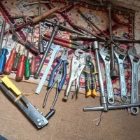 12تومن ابزار قدیمی آچارانبردست معاوضه با گوشی نقره