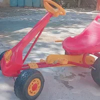 سه چرخه و چهار چرخ|دوچرخه، اسکیت، اسکوتر|الشتر, |دیوار