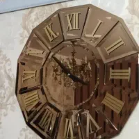 ساعت آینه ای