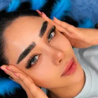 کاشت تخصصی مژه تخفیف ب مدت محدود
