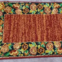 پادری رنگ قرمز
