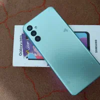 m13 سامسونگ و ساده