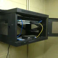 نصب و راهاندازی شبکه و دوربین و تجهیزات کامپیوتر|خدمات رایانهای و موبایل|تهران, نیلوفر|دیوار