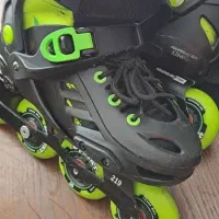 اسکیت و وسایلش