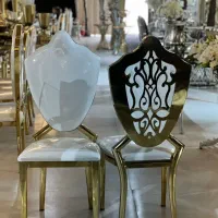 صندلی تاج دار طلایی و سیلور