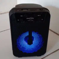 اسپیکر(باند)|پخشکننده همراه|کاشان, ولیعصر|دیوار