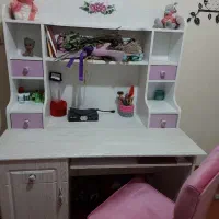میز تحریر برنده آپادانا
