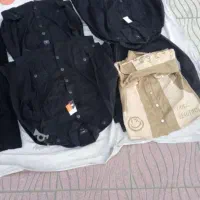 مقدار زیاد لباس زنونه مردونه بچگونه