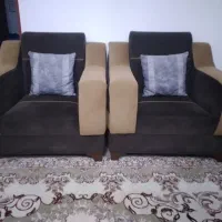 یک دست مبل ۷نفره و میز عسلی ها