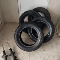 لاستیک و کمک جلو