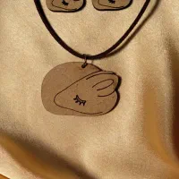 ست زیورآلات چوبی. گوشواره،گردنی، گیره مو،جاکلیدی|بدلیجات|خوی, |دیوار