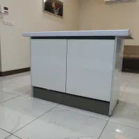 جزیره آشپزخانه کابینتی