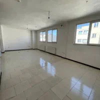 غدیر ۱۴ بر اتوبان نزدیک مراکز خرید فاز۳ سهند