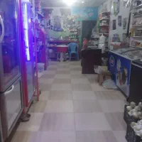 فروشنده سوپر مارکت