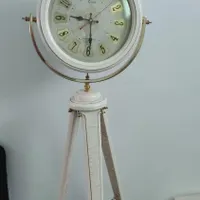 ساعت ایستاده