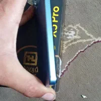 سلام و خسته نباشید فروش یک دستگاه گوشی