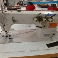 چرخ خیاطی صنعتی سه سوزنه غلطک دار جک/ دینام بزرگ