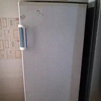 یخچال نیازمند تعمیر