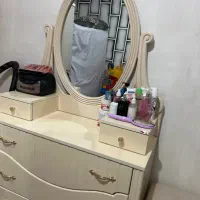 میز آرایش کنسول و اینه|تخت و سرویس خواب|قرچک, محمد آباد|دیوار