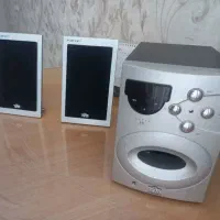 میز کامپیوتر .باند .صفحه کلید