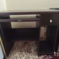 میز کامپیوتر