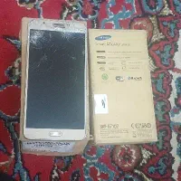 گوشی J7