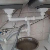 لوله کشی،تاسیسات،آب وفاضلاب،ترکیدگی،رفع نم ورطوبت|خدمات پیشه و مهارت|پرند, فاز ۶|دیوار