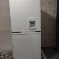 یخچال فریزر اسنوا کارکرده ولی تمیز