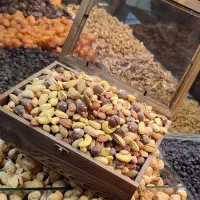 نیروی کار برای آجیل فروشی