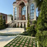 عمارت-مجلل-با-طراحی-خاص-و-متفاوت