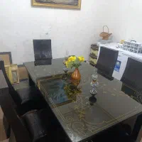 میز غذاخوری درجه یک بسیار تمیز