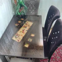 میز غذاخوری و میز تلویزیون تمیز بدون لک