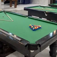 میز بیلیارد|ورزشهای توپی|ری, شهادت|دیوار