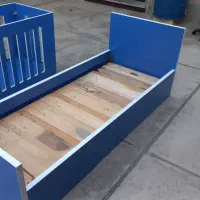 تخت کودک و نوجوان