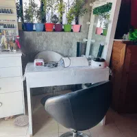 کلیه وسایل سالن زیبایی