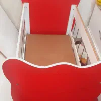 تخت خواب وگهواره