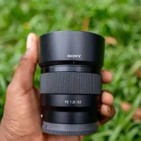 لنز sony 50mm 1/8 f