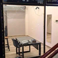 مغازه استیجاری، ۱۵ متر تجاری واقع در پاساژ.