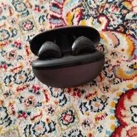 ایرپاد هایلو شیاعومی + شارژ و سیم شارژ مخصوص