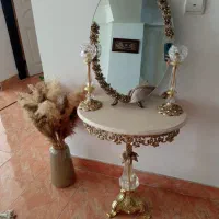 آینه و شمعدان برنزی