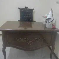 میز و صندلی اداری در حد نو