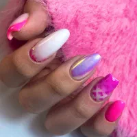 کاشت ناخن رشت