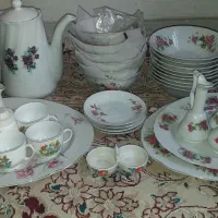 ظروف گلسرخی گل سرخ