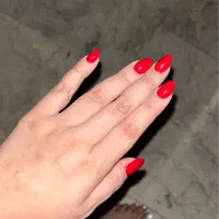 مدل کاشت و ترمیم ناخن نواب حتی تعطیلات
