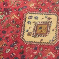 فرش عتیقه با قدمت بیش از ۱۰۰ سال